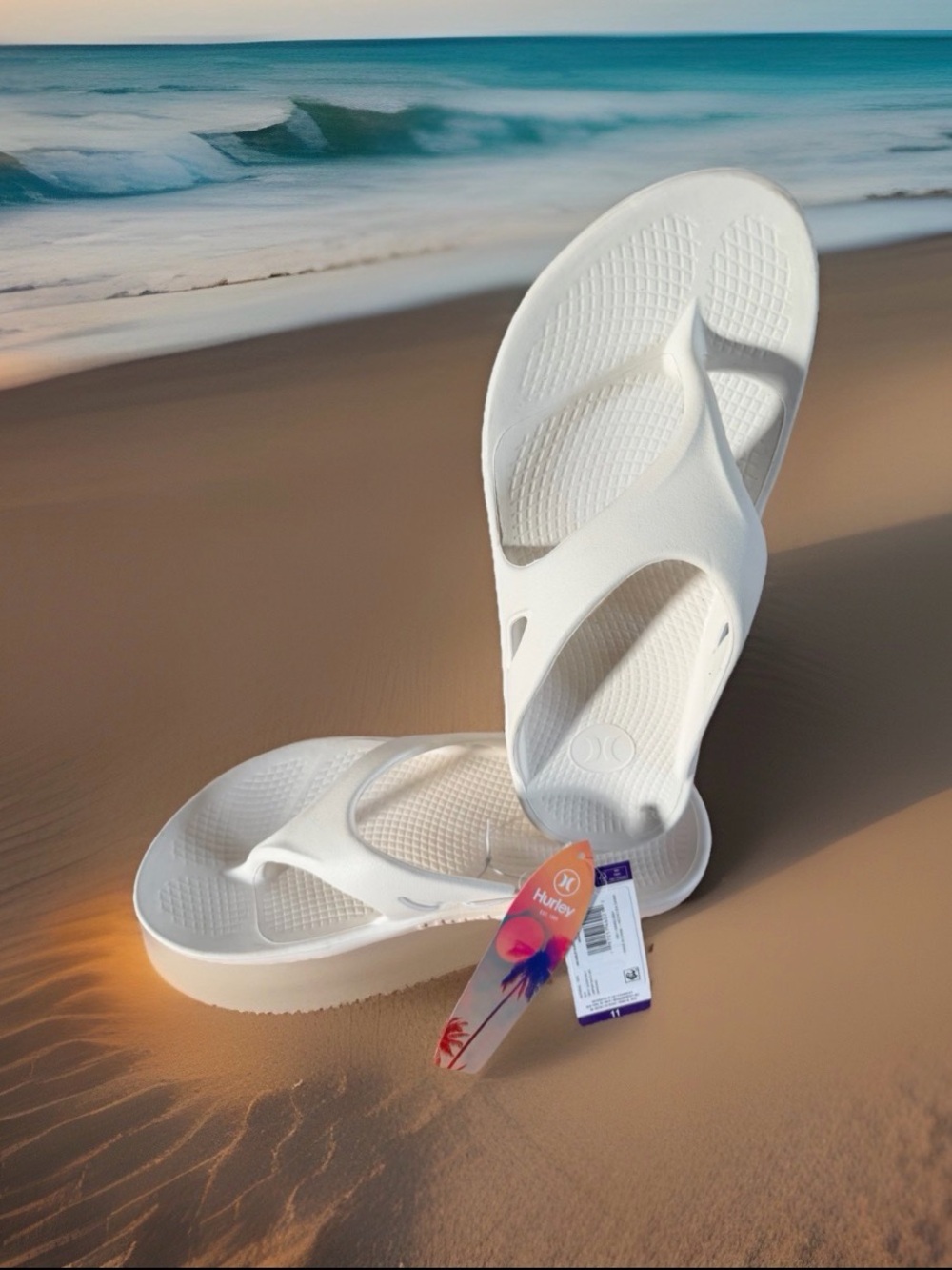 Hurley Men's Size 11 Injection Flip-Flop Sandals. Off White. New with Tags.